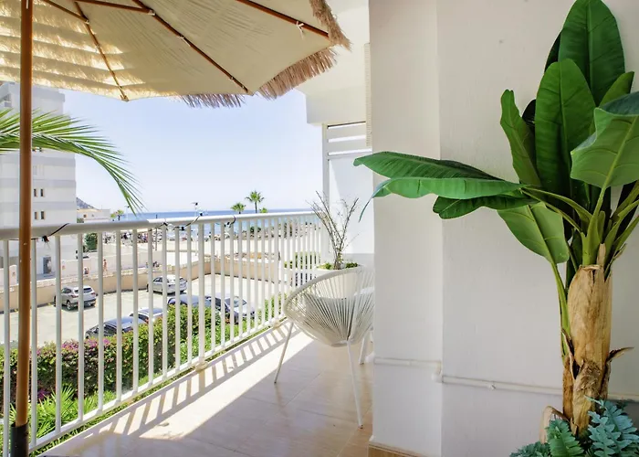 Playa Arenal Grupo Terra De Mar